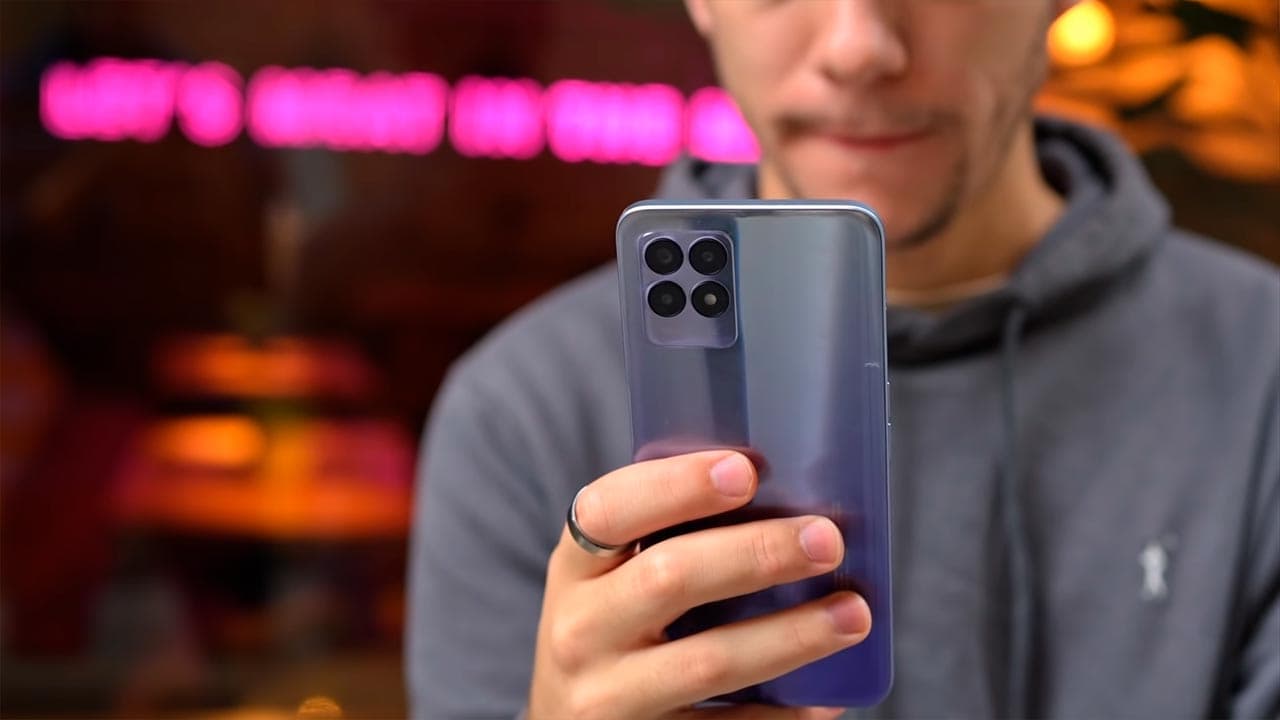 realme 8i