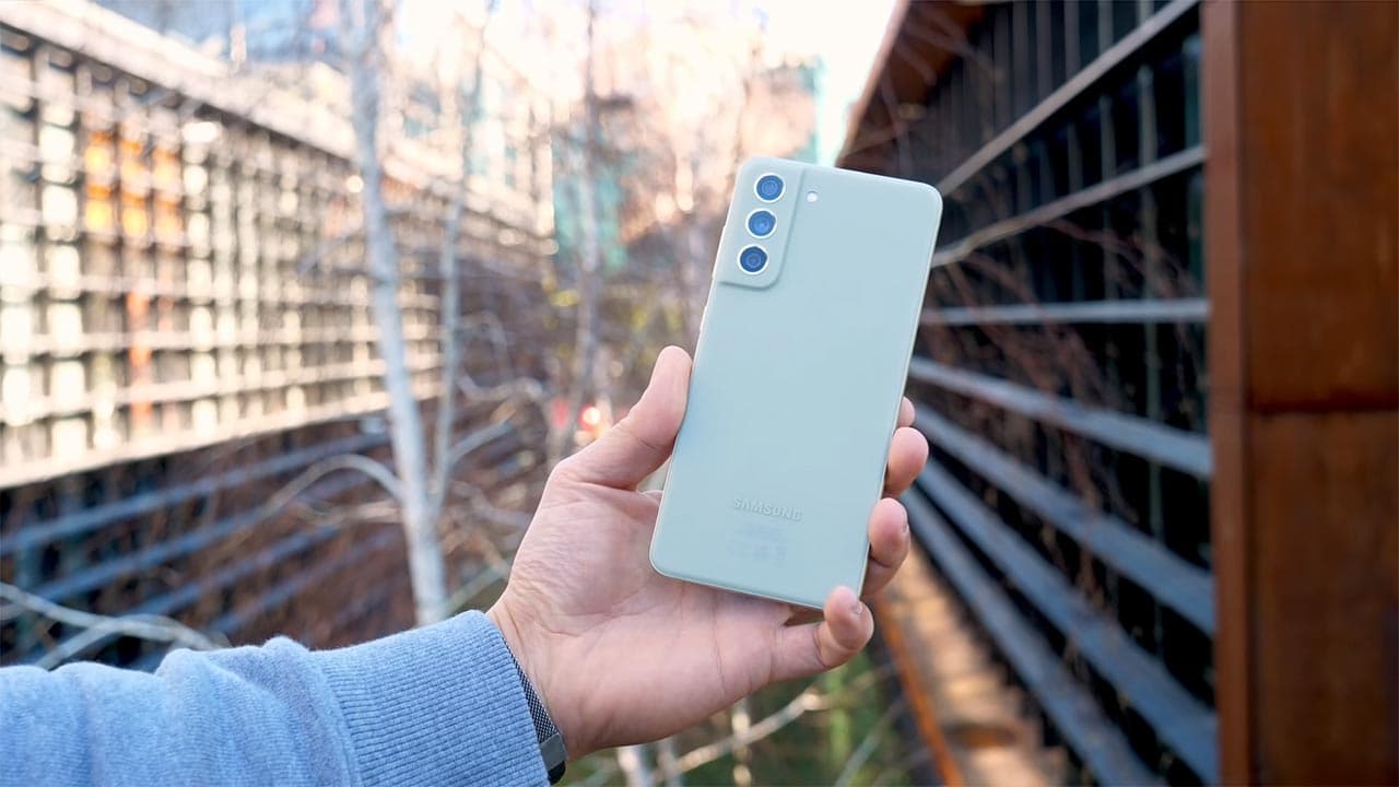 Samsung Galaxy S21 FE: 4 razones de compra