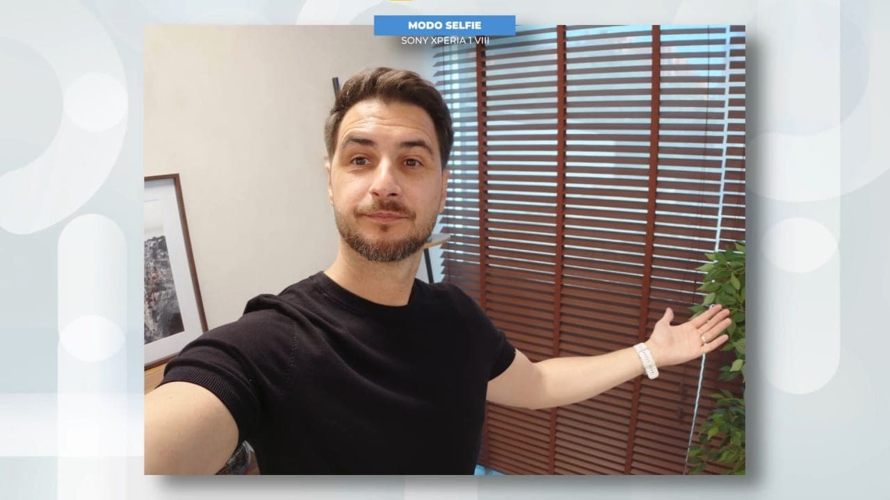 Sony Xperia 1 VIII selfie