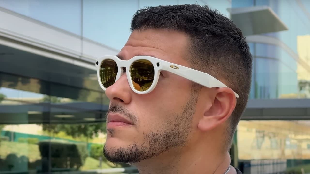 Oakley Meta