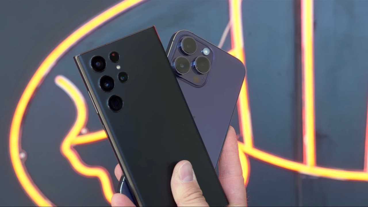 iPhone 14 Pro Max vs Samsung Galaxy S22 Ultra