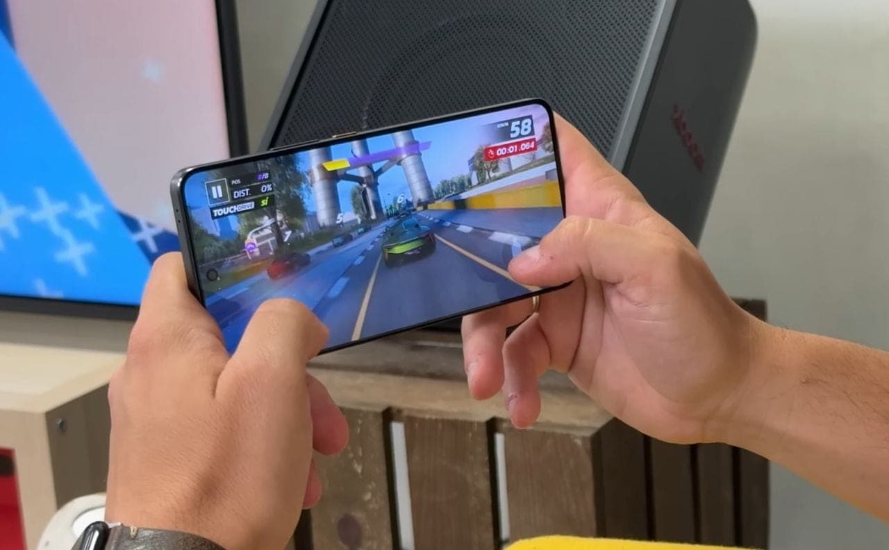 realme GT 7T por 287 €: nuevo chollo del 11.11 en AliExpress Plaza