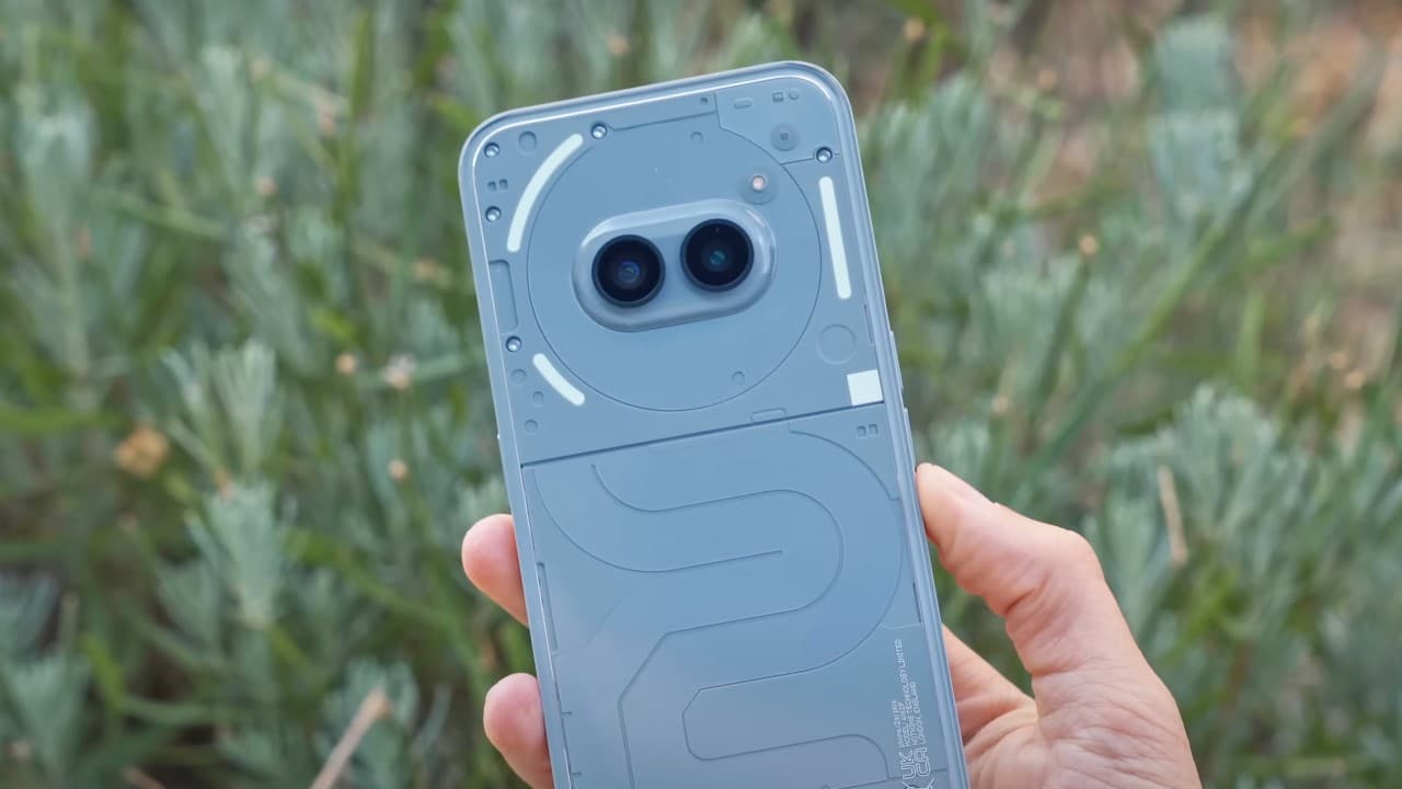 Nothing Phone (2a) Plus diseño exclusivo y rebajado un 37%