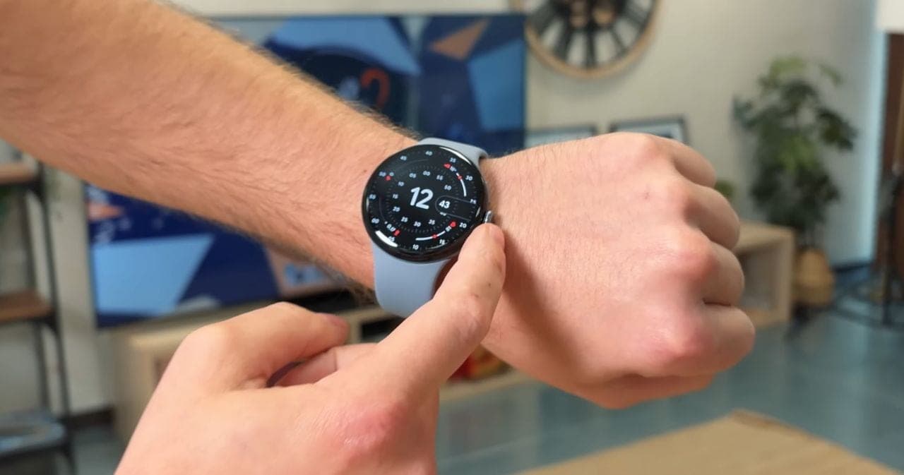 Google Pixel Watch 4 pantalla