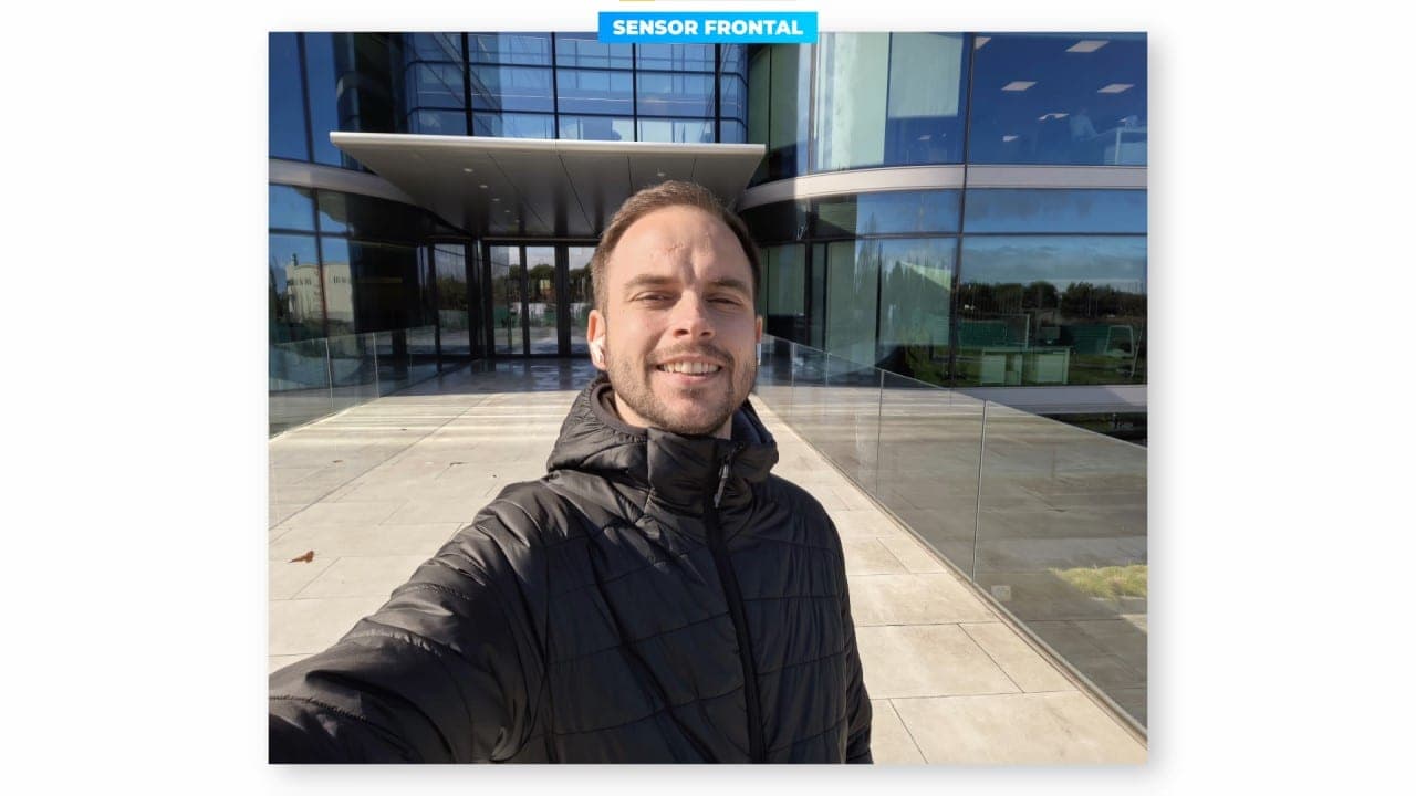 HUAWEI Mate X7 selfie