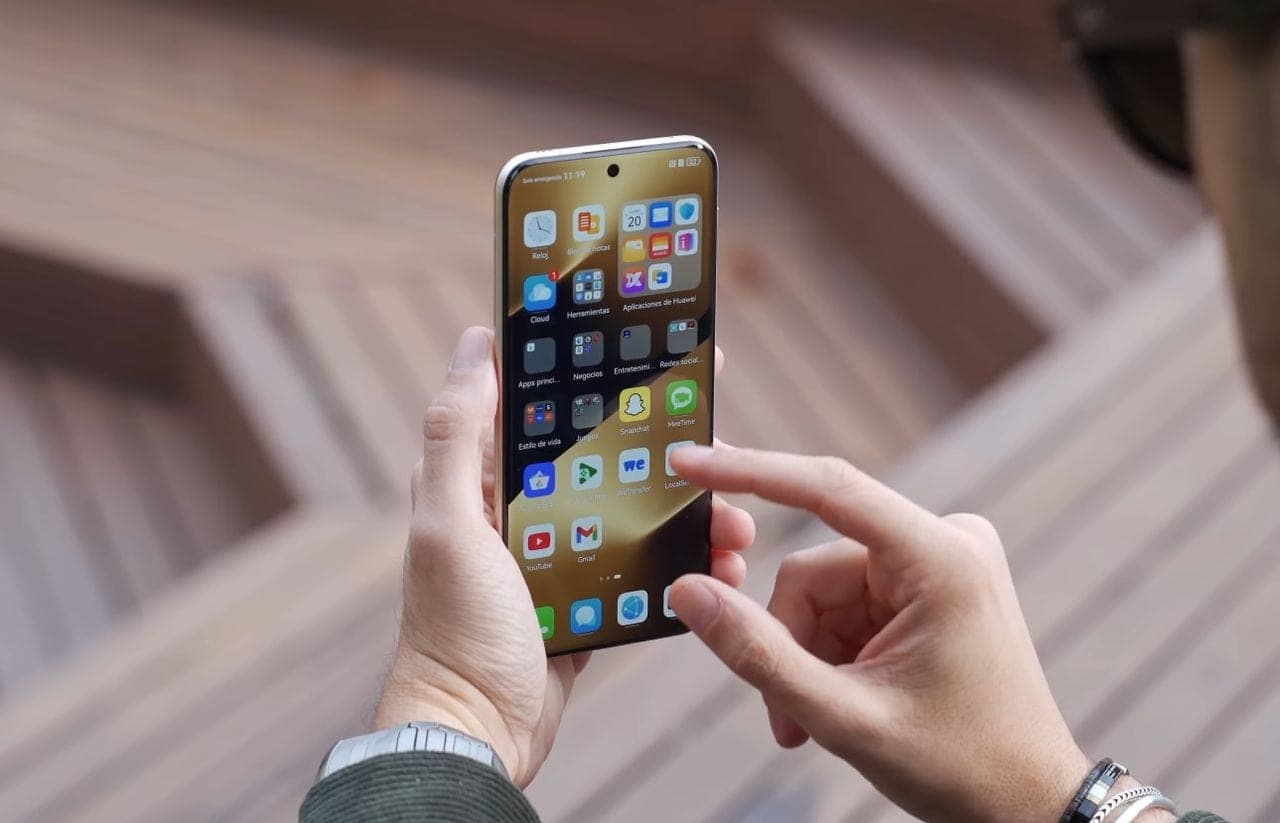 HUAWEI Pura 80 Ultra pantalla y software